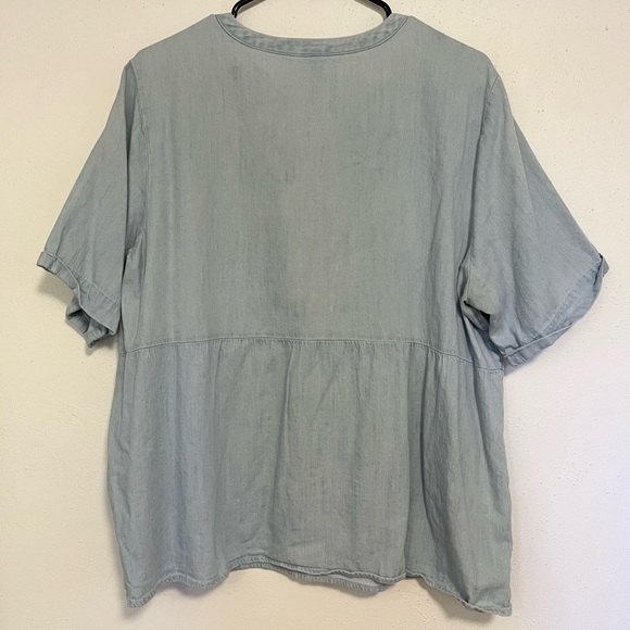 Old Navy Lace Up Peplum Chambray Top - Picture 6 of 6